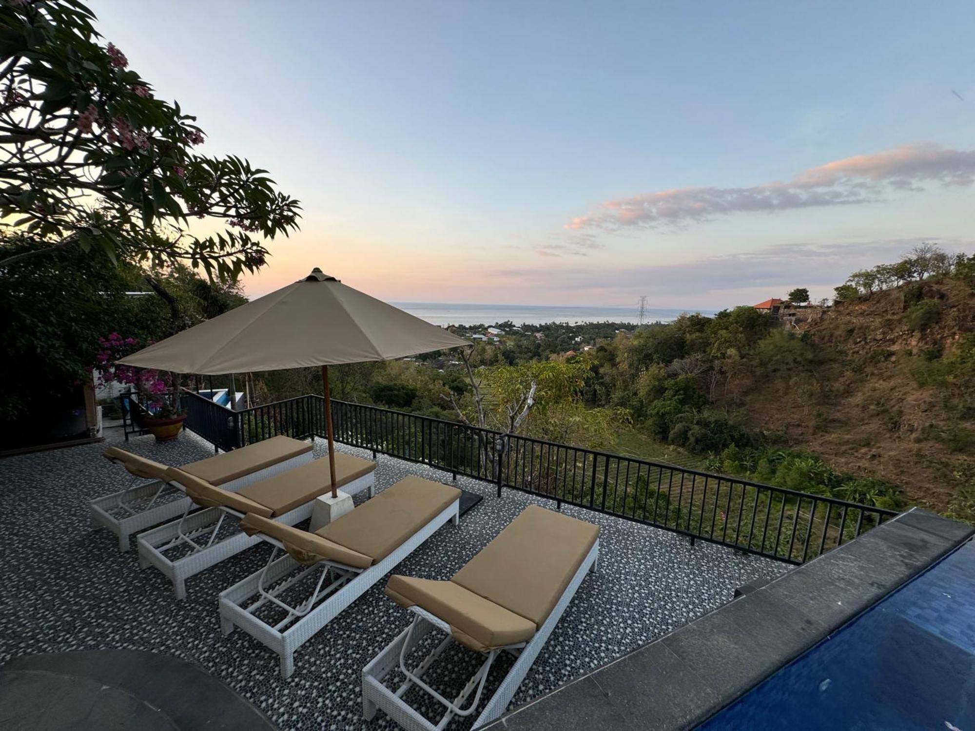 Villa Bukit Sing Sing Singaraja Екстериор снимка
